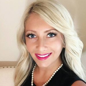 Meet your Posher, Dana